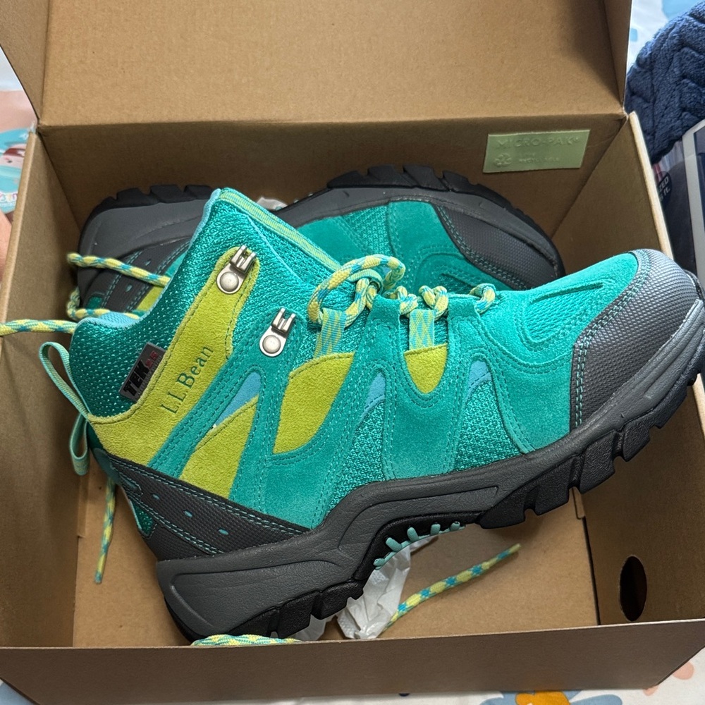 L.L. Bean Kids' Turquoise and Charcoal Boots
